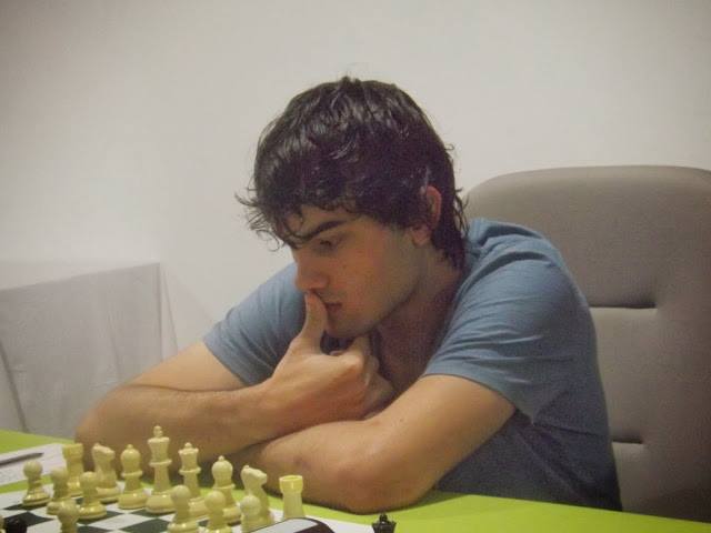 curso de xadrez do Evandro Barbosa funciona? curso de xadrez do gm Evandro  Barbosa é bom? cuidado! 
